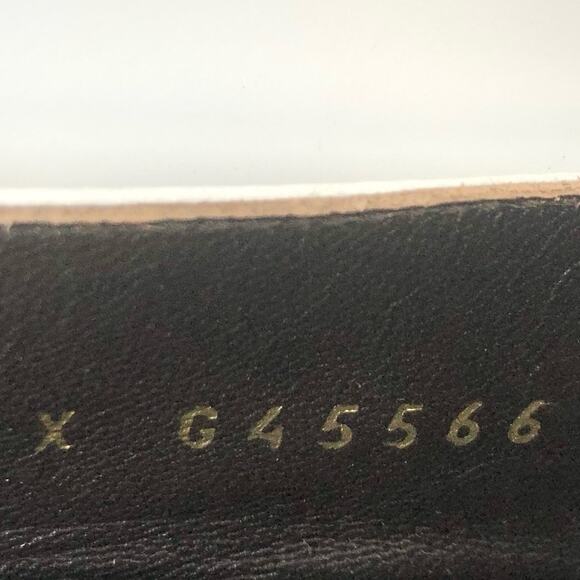 NEW Chanel Calfskin CC Logo Cap Toe White Dark Navy Slingback Low Heel Pumps 36 - Picture 11 of 11